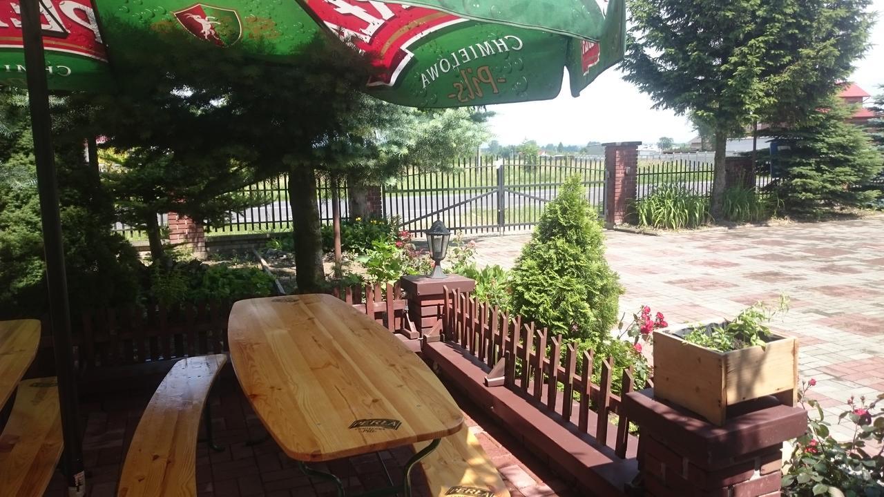 Motel Eden Zamość Екстериор снимка